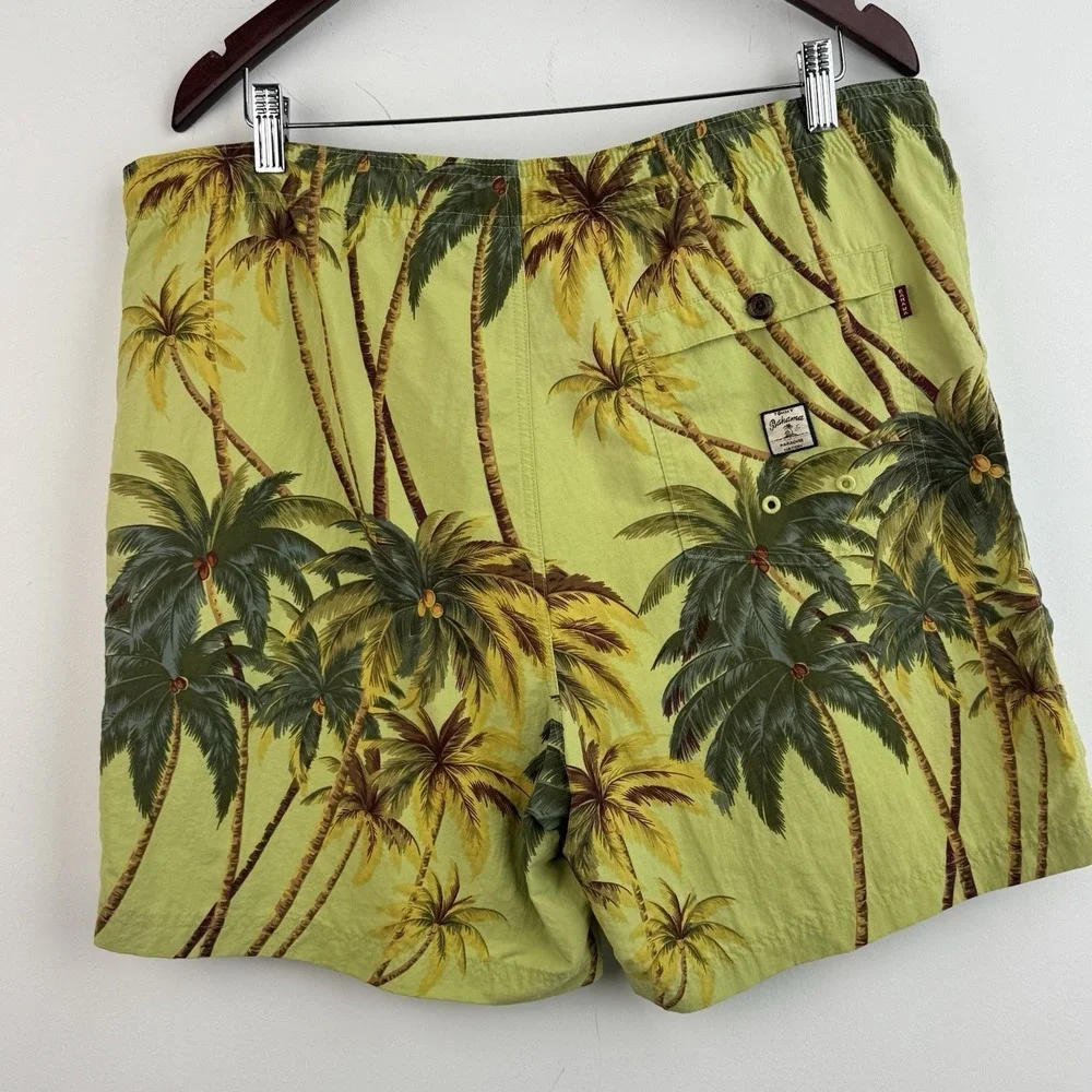 VTG Tommy Bahama Swimming Trunks Shorts Mens M Green Yellow Palm Floral Print
